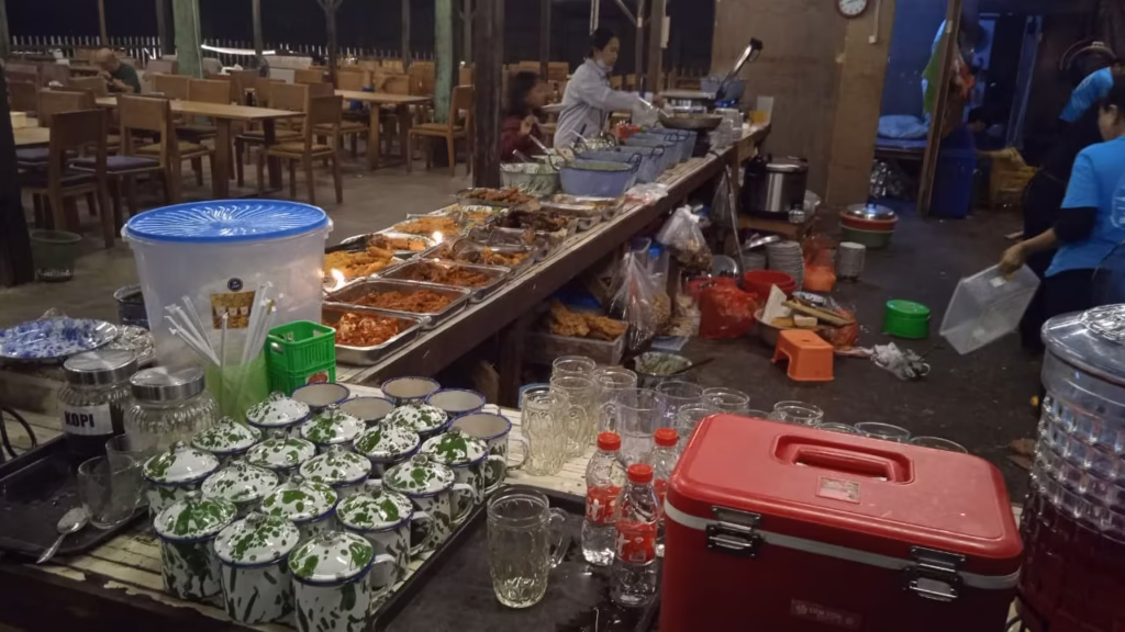 Menilik Misteri Praktik Pesugihan Jin Penglaris Pada Usaha Kuliner