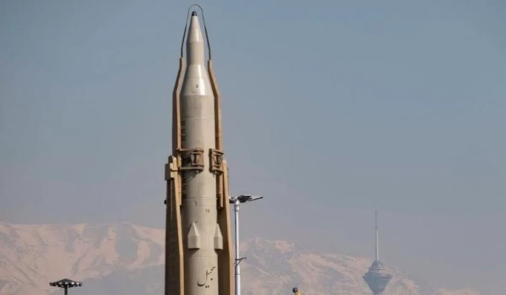 Rudal Sejjil Menggila! Senjata “Burung Ababil” Iran Bikin AS-Israel Ketar-Ketir